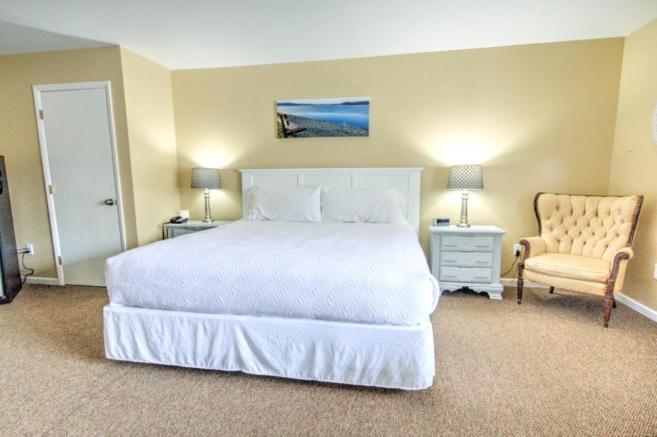 East Shore Lodging Hawley Buitenkant foto